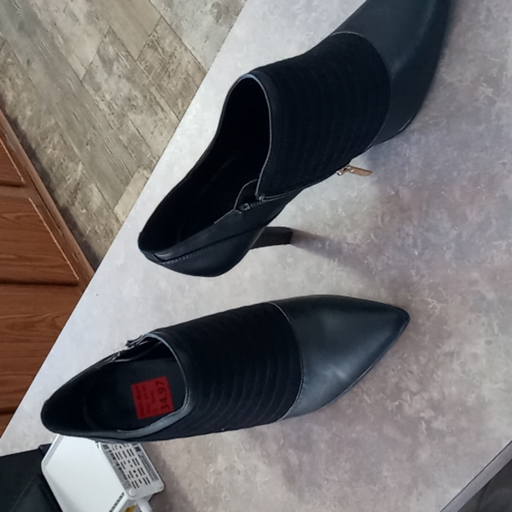 Shoes Black leather with suede